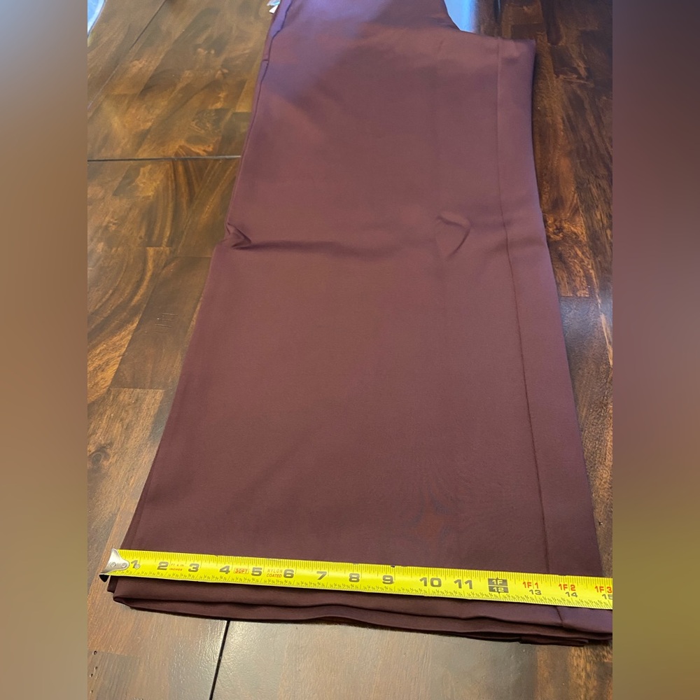 NWT GOOD AMERICAN Column Scuba Stretch Pants In Malbec003 Size 22 - Picture 11 of 11